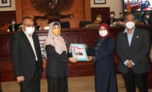 Dewan NTB serahkan rekomendasi terhadap LKPJ Gubernur TA 2020