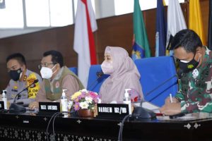 Optimalisasi kesehatan dan ekonomi masyarakat harus diprioritaskan