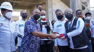 Komunitas RGOG serahkan bantuan untuk pembangunan Masjid di KEK Mandalika