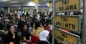 Puluhan ribu PMI dipulangkan ke tanah air, buntut krisis politik di Malaysia