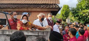 Kunker Mensos di Lotim diwarnai aksi demo, Pemda Lotim diduga bohongi Risma