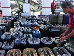 Polisi diminta dalami dugaan keterlibatan SPBU dan operatornya soal penimbunan BBM di Lobar