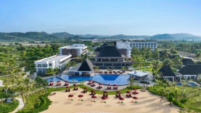 Menteri BUMN Erick Thohir Resmikan Tiga Proyek Baru di KEK Mandalika