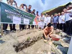 Pj Gubernur NTB Sumbang Pribadi 250 Sak Semen Bangun Sekretariat RKBPL di Mataram