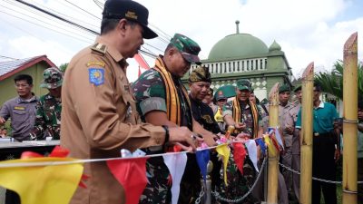 Danrem 162/WB Resmikan Desa Danger Lotim Sebagai Kampung Pancasila