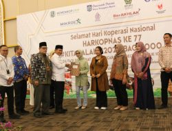 Pj Gubernur Bagikan Sertifikasi Halal bagi 1000 UMK di NTB