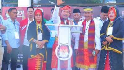 Ribuan Massa Iringi Pendaftaran BBF-Syirajuddin ke KPUD Dompu