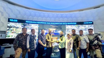 Optimalkan Tata Kelola SPBE, Diskominfotik NTB Tinjau Komparasi ke Bandung