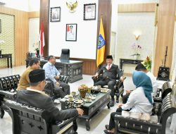 Terima Audiensi BPJS NTB, Pj Gubernur Tekankan Pentingnya Jaminan Sosial Bagi Tenaga Kerja