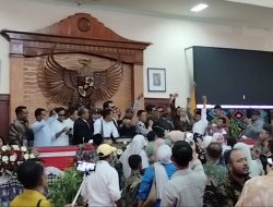 Teriakan Ganti Bupati Dompu Menggema saat Pelantikan DPRD NTB 2024-2029
