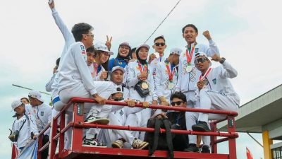 Meriah! Kontingen PON NTB Gelar Pawai Keliling Kota Mataram