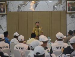 Pj Gubernur Lepas Puluhan Altet NTB Berlaga di Peparnas XVII Solo
