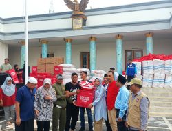 Anggota DPR RI Lale Syifaun Nufus Bantu Korban Puting di Jonggat dan Kuripan