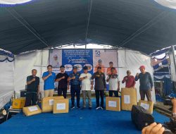 Pj Gubernur Hassanudin Serahkan Hadiah kepada para Pemenang Lomba