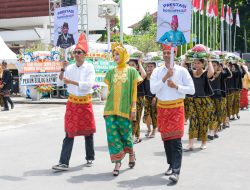 Parade 1000 Dulang dan Pawai Prestasi Ramaikan Puncak HUT ke-66 NTB