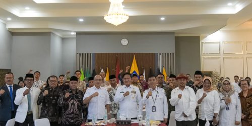 Pj Gubernur NTB Hassanudin bersama para rektor perguruan tinggi se-NTB di pendopo gubernur, Rabu 08 Januari 2025. (Man)
