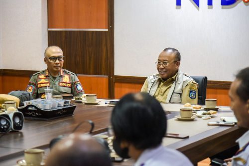 Sekda NTB pimpin rapat persiapan muktamar IDI yang akan digelar di NTB, Selasa 21 Januari 2025. (Man)
