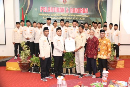 Pelantikan Pimpinan Daerah Pemuda Muhammadiyah (PDPM) Kota Mataram periode 2023-2027 berlangsung dengan khidmat, Kamis (9/1/2024).