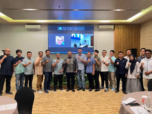 Rapat Konsolidasi Asosiasi Petambak Udang Indonesia (Shrimp Club Indonesia) yang dipimpin langsung Sekretaris Daerah (Sekda) Provinsi Nusa Tenggara Barat (NTB) Lalu Gita Ariadi dan Ketua SCI NTB Suryadi, di Mataram, Sabtu 11 Januari 2025. (Iba)