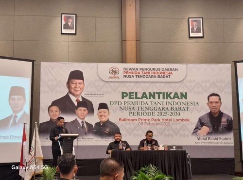 Ketua Umum Pemuda Tani NTB Abdul Robby Syahril saat memberikan sambutan pada pelantikan yang digelar, Minggu 9 Februari 2025 di Mataram. (Iba)