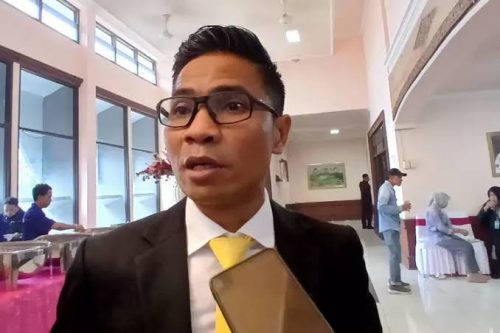 Ketua Fraksi Golkar yang juga Ketua Komisi IV DPRD NTB Hamdan Kasim. (Iba/Ist)