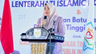 Wakil Gubernur NTB, Indah Dhamayanti Putri menghadiri Acara Milad Ke - 14 Lenterahati Islamic Boarding School dan Peletakan Batu Pertama Pembangunan Gedung Perguruan Tinggi Lenterahati Lombok Barat, Minggu 20 April 2025. (Man)