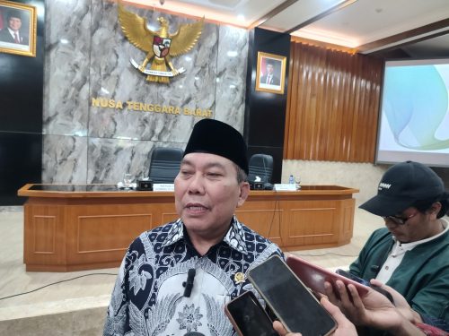 Anggota Komisi IX DPR RI Muazzim Akbar saat kunker di NTB, Rabu 28 Mei 2025. (Iba)