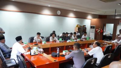 Aliansi Pendidikan Inklusif Serahkan Laporan Dugaan Jual Beli Beasiswa, Komisi V DPRD NTB: Kami Tindaklanjuti