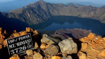 View Gunung Rinjani di tas puncak. (Iba/Ist)