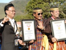 Bupati Dompu Bangga, Ou Balumba Catat Sejarah Sebagai Tarian Kolosal Terbesar di Indonesia Raih Rekor Muri