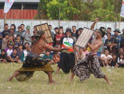 Tradisi Peresean, Simbol Kesatria Sasak yang Harus Dilestarikan demi NTB Mendunia