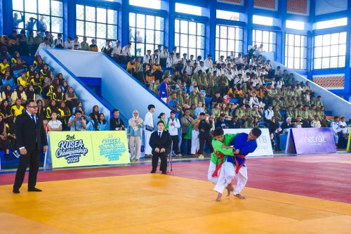 Untuk pertama kalinya, dua ajang besar sekaligus digelar di NTB, yakni 2nd KUSEA Kurash Championship dan 1st KUSEA Beach Kurash Championship digelar di Gelanggang Pemuda Kota Mataram. (Iba)