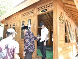 Bank NTB Syariah Bangun Musholla Al-Amanah di Pantai Nipah, Dukung Wisata Halal dan Inklusif