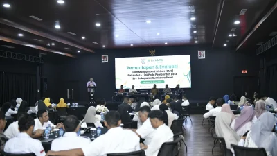 Bank NTB Syariah menggelar kegiatan Pemantapan dan Evaluasi Penggunaan Aplikasi Sistem Keuangan Desa (Siskeudes) bersama Pemerintah Kabupaten Sumbawa Barat, yang digelar di Kantor Pusat Bank NTB Syariah. (Iba)