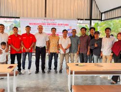 Para pembicara dan peserta foto bersama usai dialog publik yang digelar Detikntbcom, Jumat 5 September 2025. (Iba)