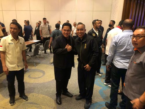 Ketua KONI NTB yang juga anggota DPR RI bersama Menteri Pemuda dan Olahraga (Menpora) Erick Thohir. (Iba)