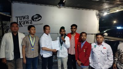 Gubernur NTB Lalu Muhamad Iqbal menerima langsung 9 tuntutan rakyat dari OKP Cipayung Plus NTB, Selasa 9 September 2025. (Iba)