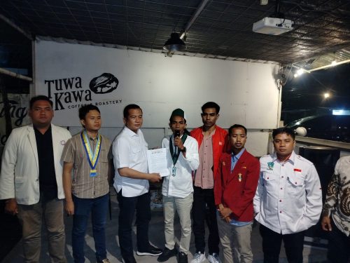 Gubernur NTB Lalu Muhamad Iqbal menerima langsung 9 tuntutan rakyat dari OKP Cipayung Plus NTB, Selasa 9 September 2025. (Iba)