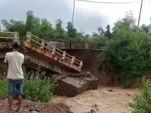 Kondisi jalan provinsi di Desa Doro O'o Kecamatan Langgudu yang rusak beberapa tahun lalu kini Muali dikerjakan. (Iba/Ist)