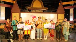 Para juga festival Seni Pelajar se-NTB. (Iba)