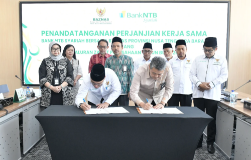 Bank NTB Syariah resmi menandatangani perjanjian kerja sama dengan Badan Amil Zakat Nasional (Baznas) Provinsi Nusa Tenggara Barat (NTB) dalam upaya memperluas jangkauan penyaluran dana zakat yang lebih efektif, transparan, dan tepat sasaran. (Iba)