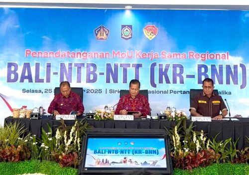 Penandatanganan MoU Kerjasama Regional Bali, NTB dan NTT. (Iba)