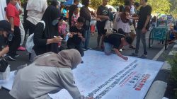 Ratusan Masyarakat Tandatangani Petisi Desak Panggil Gubernur Iqbal Kasus ‘Dana Siluman’