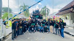 Api Protes Menyala di Jantung Pemprov NTB NTB! HMI Ngamuk, Bakar Ban – Gugat Gubernur Iqbal