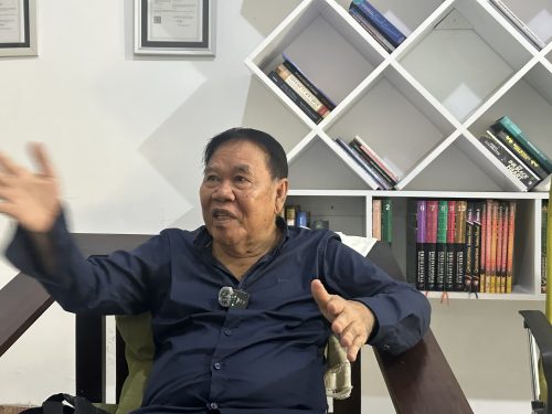 Konsultan Hukum DPRD NTB Prof Zainal Asikin. (Iba)