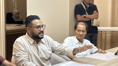 Kuasa hukum pemilik 3 SPBU di Kabupaten Lombok Utara. (Iba)