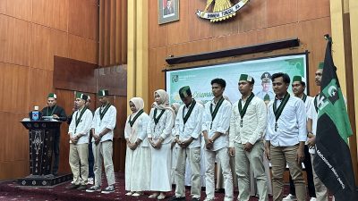 Ketua Komisi Lingkungan Hidup dan Kehutanan PB HMI Abdul Halik saat melantik pengurus HMI Cabang Mataram, Ranu 22 April 2026. (Iba)