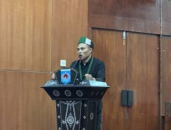 Ketua Komisi Lingkungan Hidup dan Kehutanan PB HMI Abdul Halik saat menyamping sambutan usai melantik pengurus HMI Cabang Mataram, Ranu 22 April 2026. (Iba)