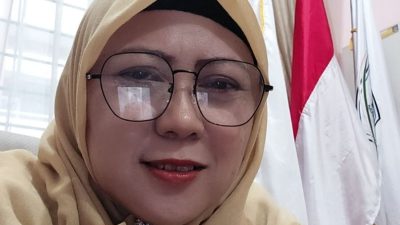 Kepala SMA Negeri 9 Mataram Nengah Istiqomah. (Iba)