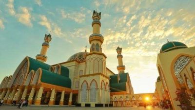 Gedung Masjid Hubbul Wathan Islamic Center NTB. (Iba/Ist)